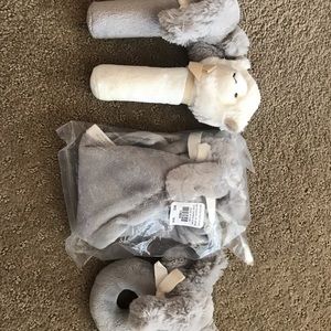 Pottery Barn Kids Lot 4 baby Rattle Thumbie Plush
